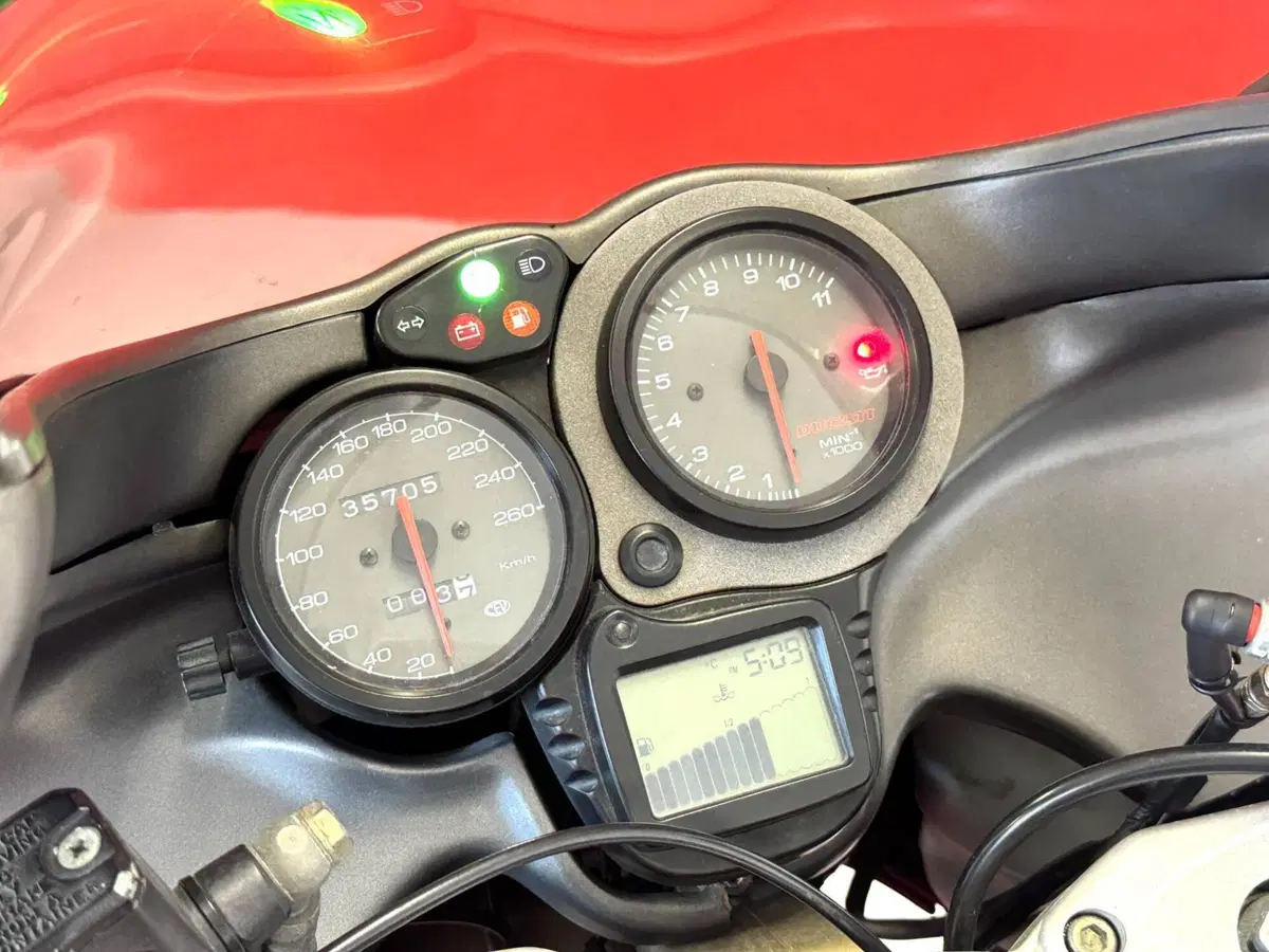 Ducati ST2 (1997 - 02) (18)