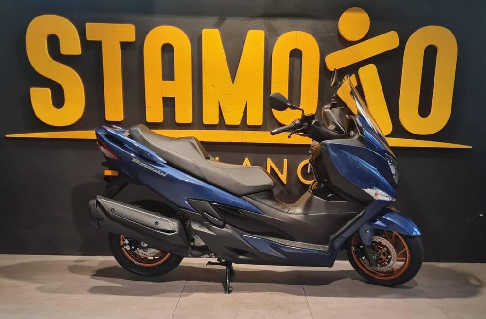 Suzuki Burgman 400 (2025)