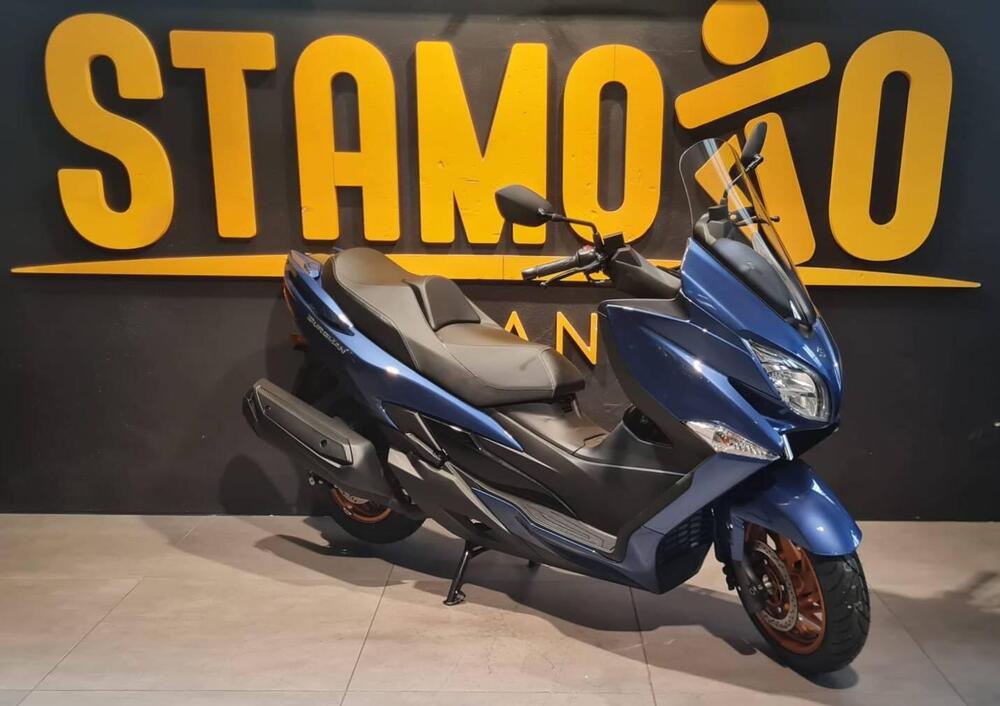 Suzuki Burgman 400 (2025) (2)