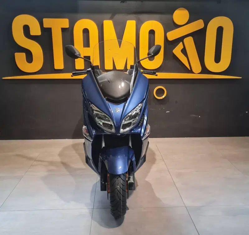 Suzuki Burgman 400 (2025 - 26) (3)