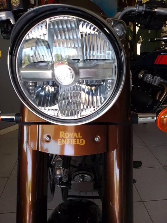 Royal Enfield Classic 350 (2021 - 25) (4)