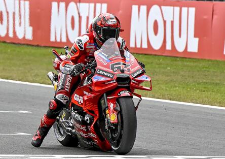 Bagnaia, 5° al venerdì girando da solo: Strategia diversa