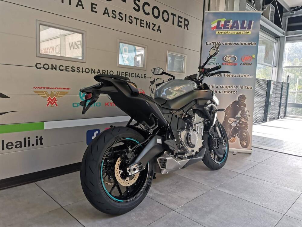 CFMOTO 675NK (2025) (5)