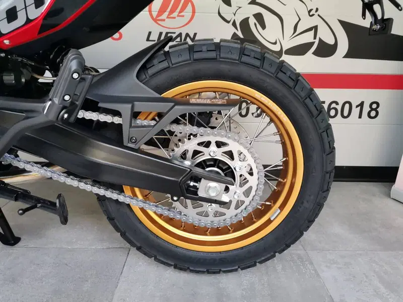 Moto Morini X-Cape 700 Gold Edition (2025 - 26) (6)