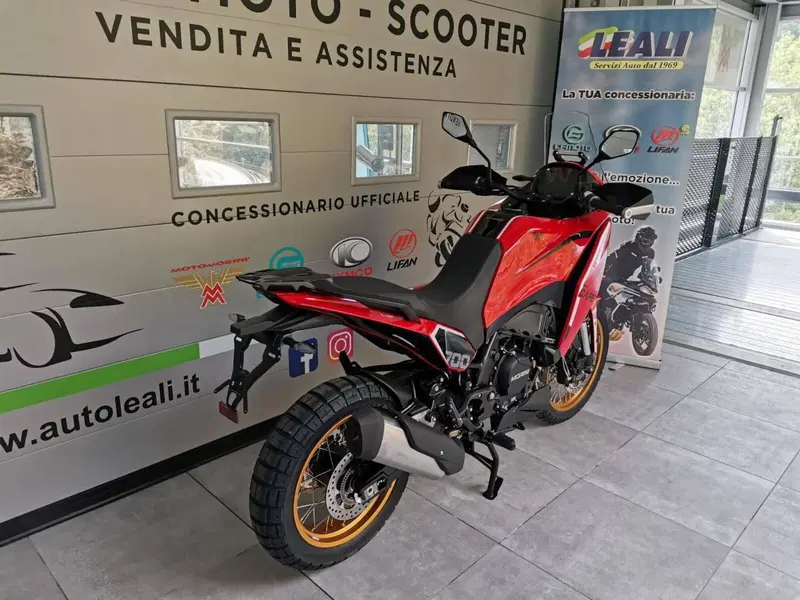 Moto Morini X-Cape 700 Gold Edition (2025 - 26) (7)