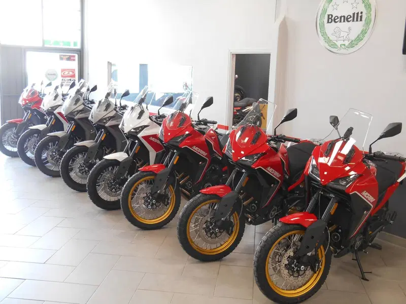 Moto Morini X-Cape 700 Gold Edition (2025 - 26) (7)