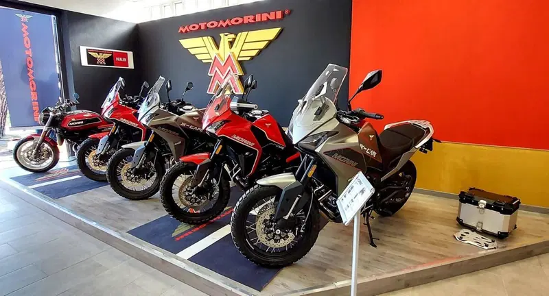 Moto Morini X-Cape 700 Gold Edition (2025 - 26) (8)