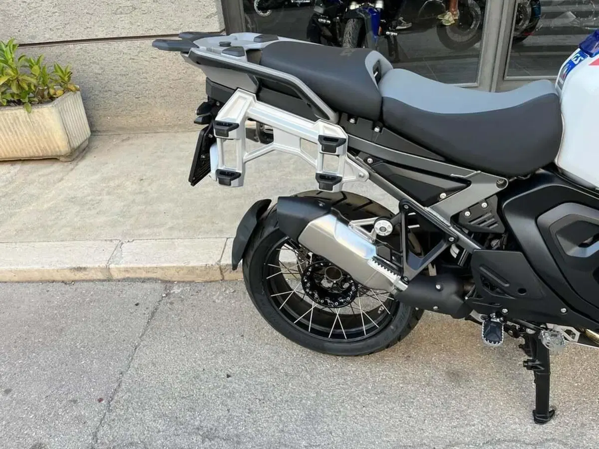 Bmw R 1300 GS Adventure Trophy (2025 - 26) (6)