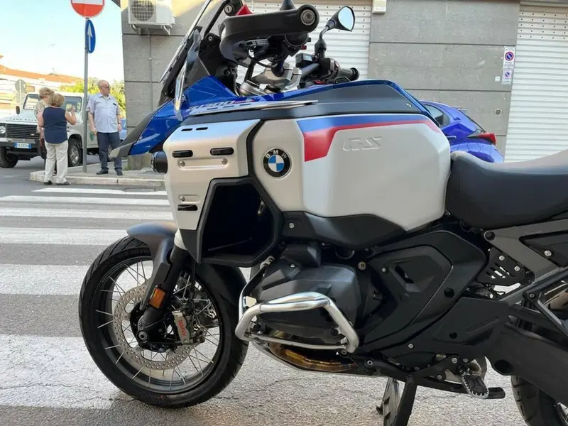 Bmw R 1300 GS Adventure Trophy (2025 - 26) (8)