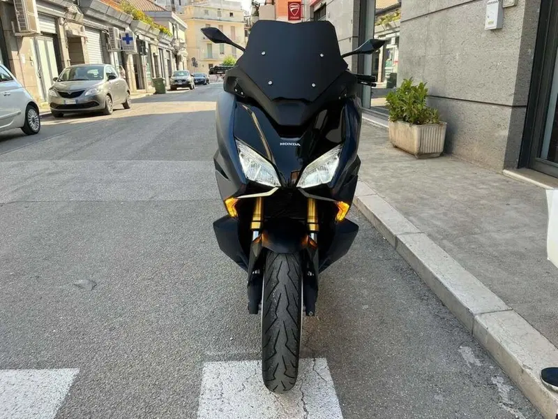 Honda Forza 750 DCT (2021 - 24) (12)