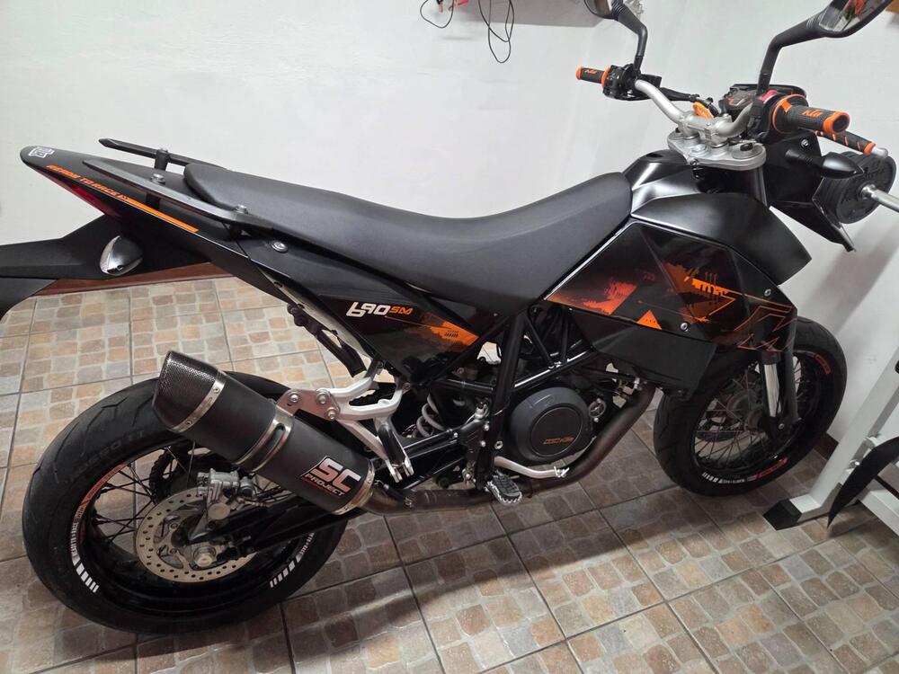 KTM 690 Supermoto (2)