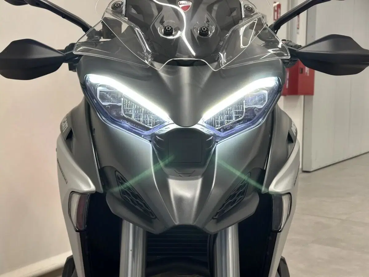 Ducati Multistrada V4 S (2021 - 24) (12)