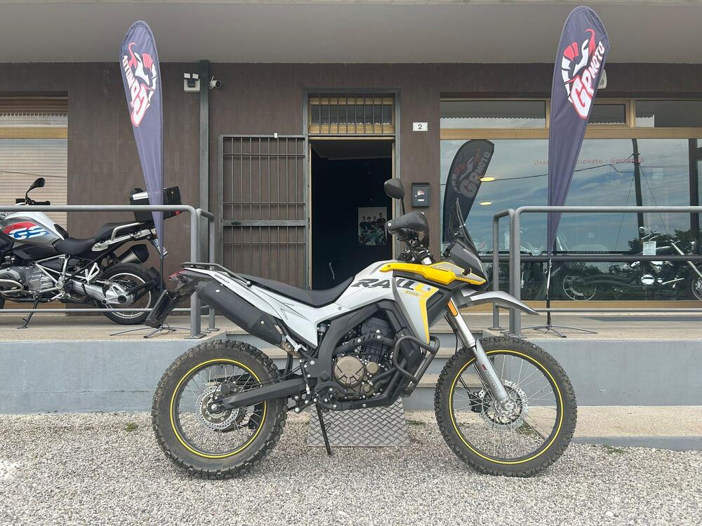 Voge 300 GY Rally (2022) (3)