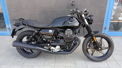 Moto Guzzi V7 Stone (2021 - 24) usata