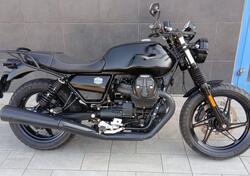 Moto Guzzi V7 Stone (2021 - 24) usata