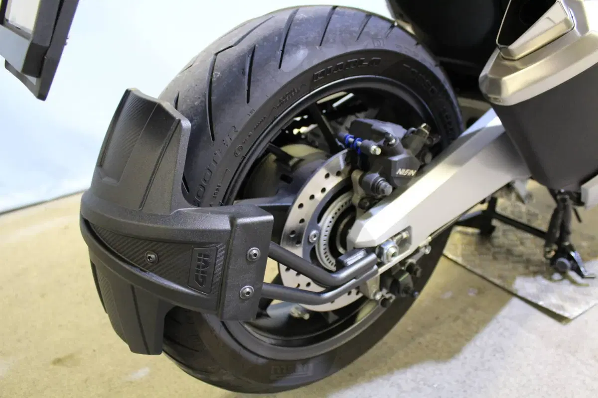 Honda Forza 750 DCT (2021 - 24) (6)