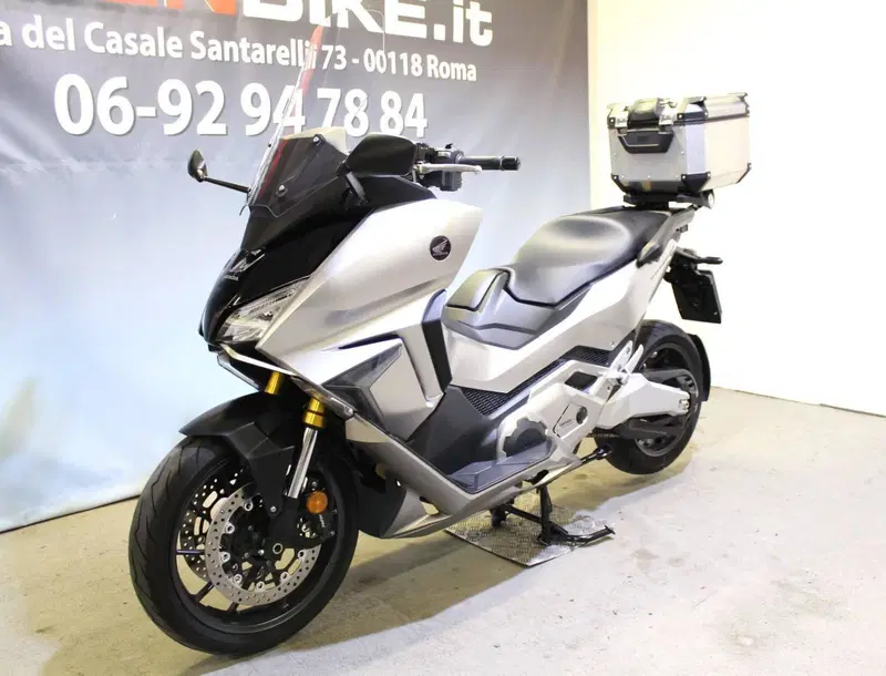Honda Forza 750 DCT (2021 - 24) (12)