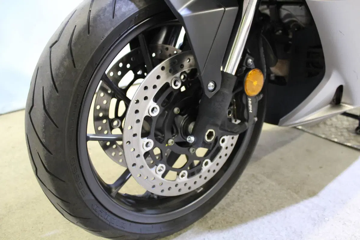 Honda Forza 750 DCT (2021 - 24) (14)