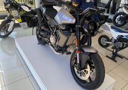Husqvarna Vitpilen 801 L (2025) nuova