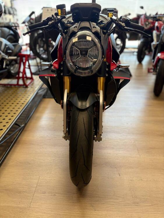 MV Agusta Brutale 1000 RR (2021 - 25) (2)
