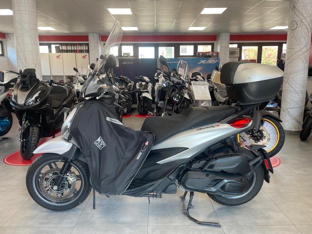 Piaggio Beverly 400 S ABS-ASR (2021 - 24) (2)