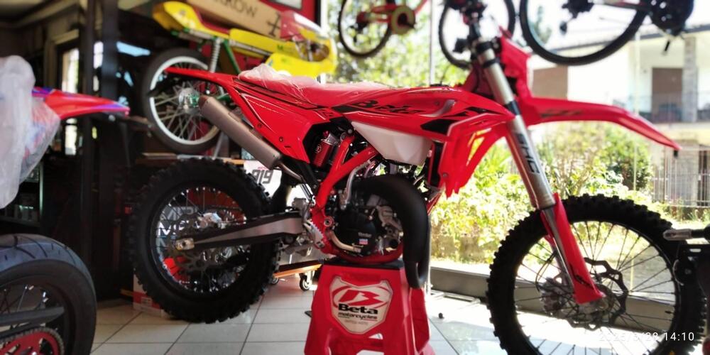 Betamotor RR X-PRO 125 2T Enduro (2026)