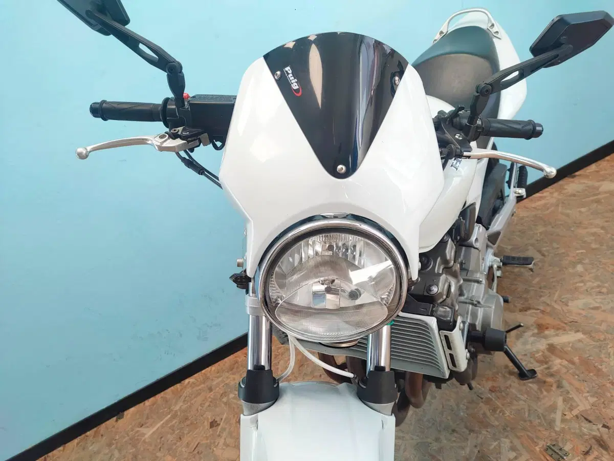 Honda Hornet 600 (2005 - 06) (14)