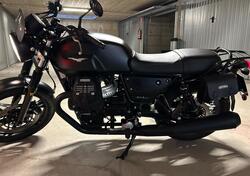 Moto Guzzi V7 III Stone (2017 - 20) usata