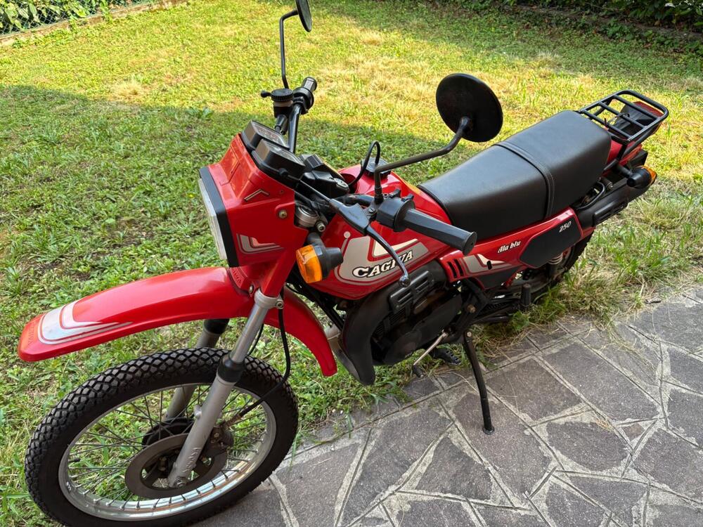 Cagiva Aletta blu 250