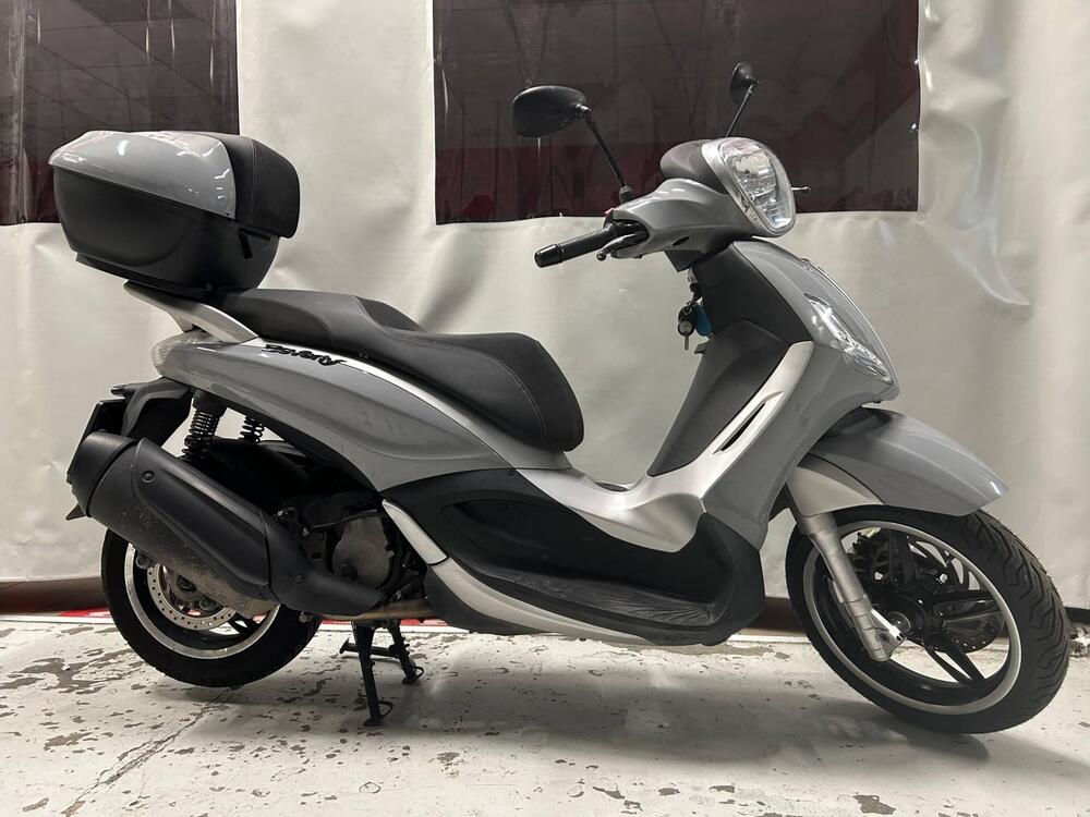 Piaggio Beverly 350 Tourer (2020)