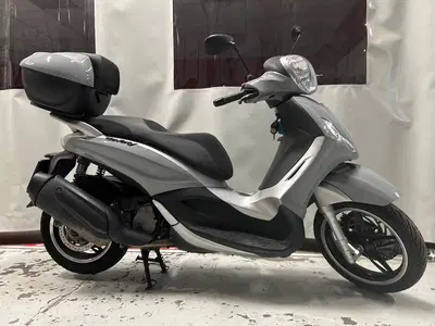 Piaggio Beverly 350 Tourer (2020) usata