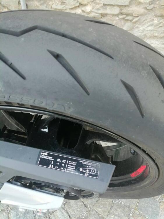 Aprilia Tuono 660 Factory (2022 - 24) (4)