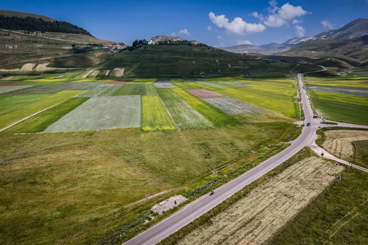 20.000 Pieghe 2025. Trionfo di Curve e Panorami (10)