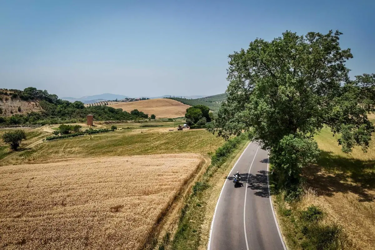 20.000 Pieghe 2025. Trionfo di Curve e Panorami (18)