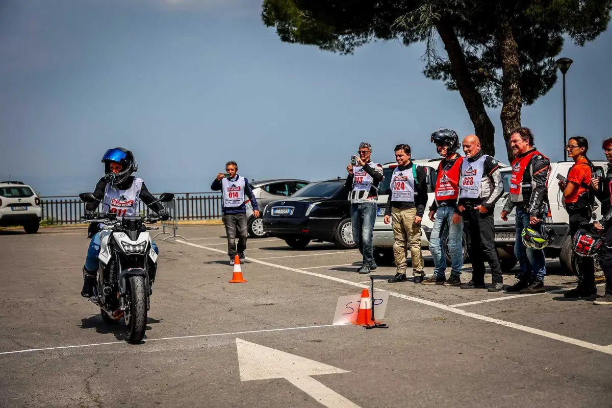 20.000 Pieghe 2025. Trionfo di Curve e Panorami (31)