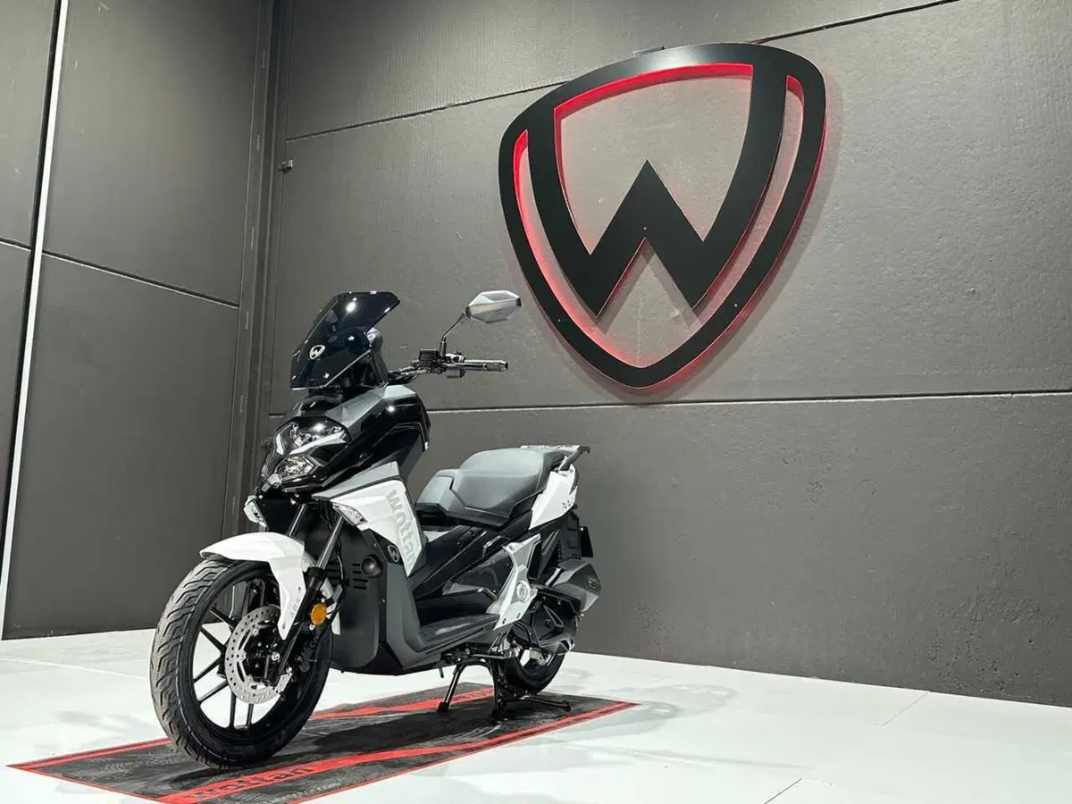 Nuovo Wottan Sixteen 125: ruota alta, appeal sportivo e prezzo d'attacco (32)