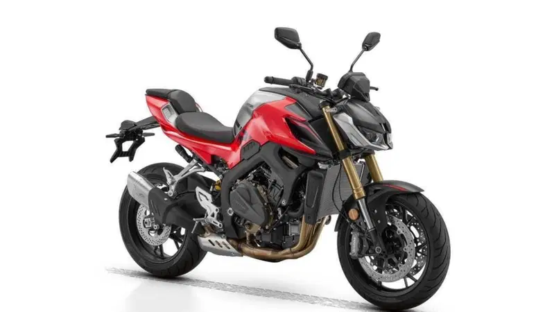 QJMotor sferra l'attacco alle naked giapponesi: arriva la SRK 800