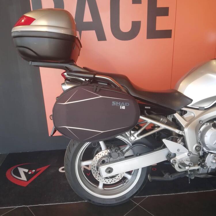 Yamaha FZ6 Fazer (2004 - 07) (5)