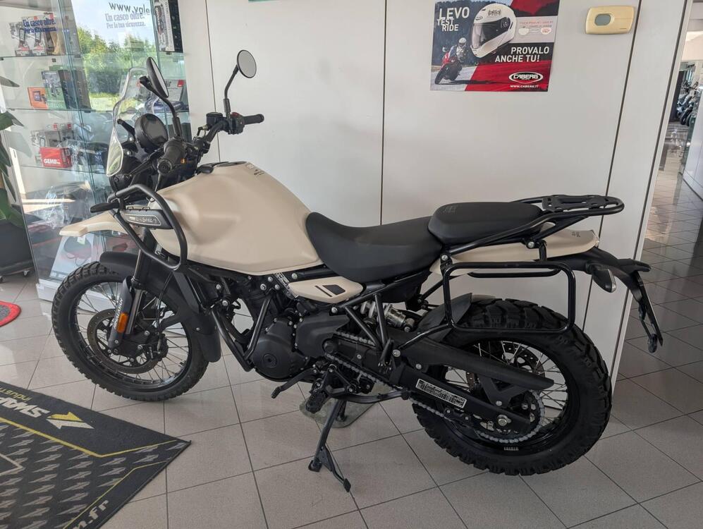 Royal Enfield Himalayan 450 (2024 - 25) (2)