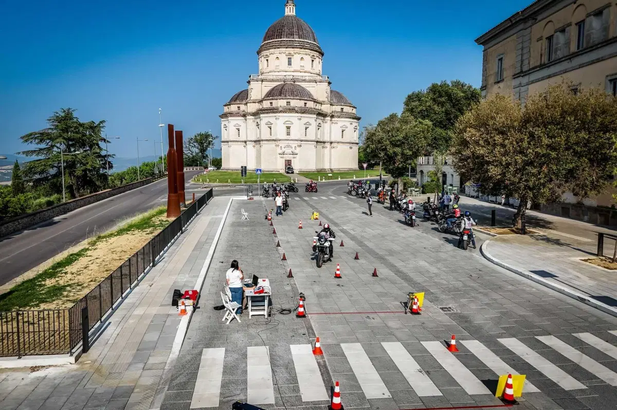 20.000 Pieghe 2025. Trionfo di Curve e Panorami (2)