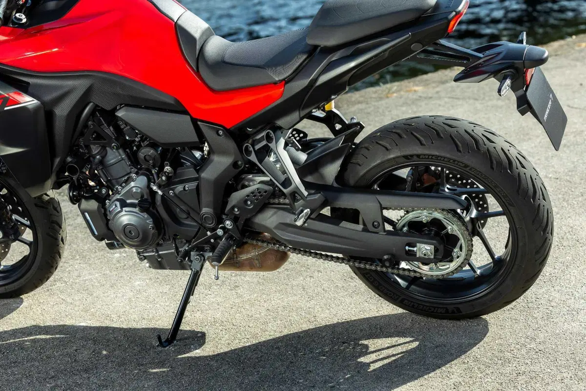 Yamaha cala l’asso: Tracer 7 MY2025 la prova [VIDEO] (3)