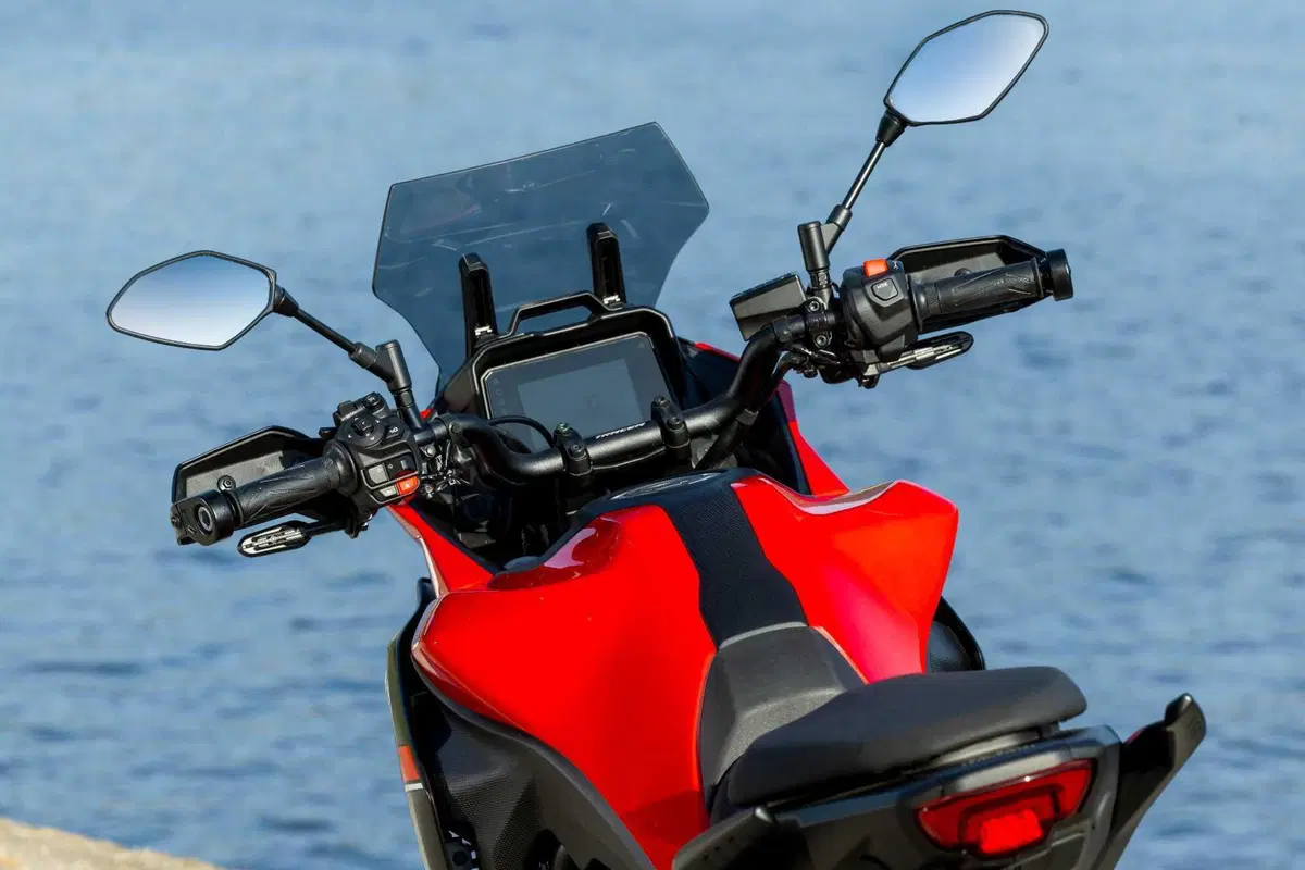 Yamaha cala l’asso: Tracer 7 MY2025 la prova [VIDEO] (7)