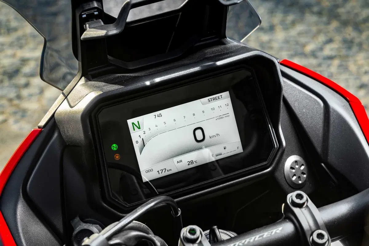 Yamaha cala l’asso: Tracer 7 MY2025 la prova [VIDEO] (10)