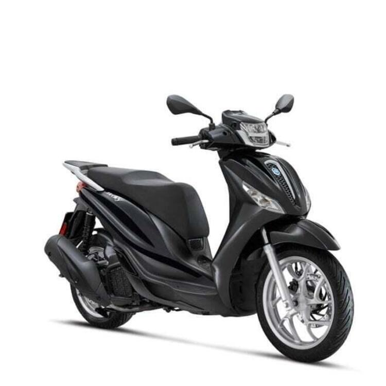 Piaggio Medley 125 (2025) (2)