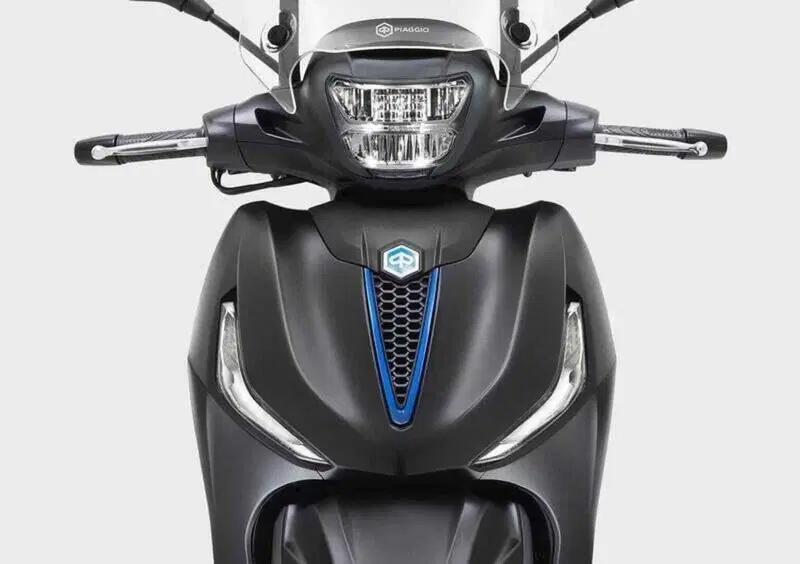 Piaggio Beverly 400 (2025 - 26) (4)