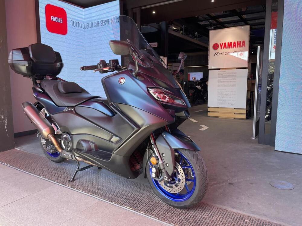 Yamaha T-Max 560 (2022 - 24) (3)