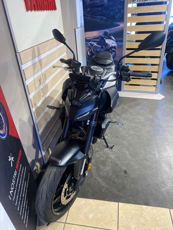 Yamaha MT-07 Y-AMT (2025) (5)