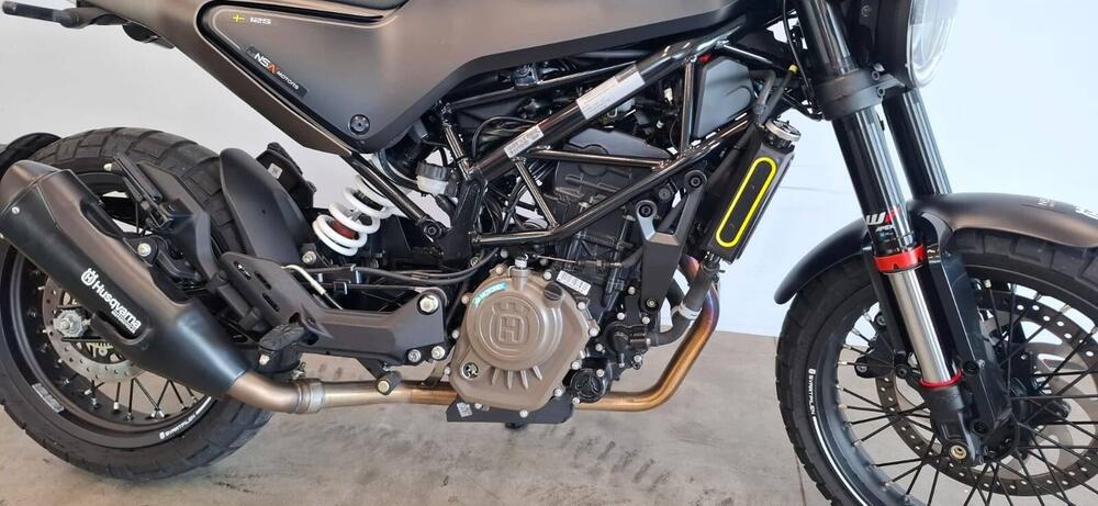 Husqvarna Svartpilen 125 (2021 - 23) (5)