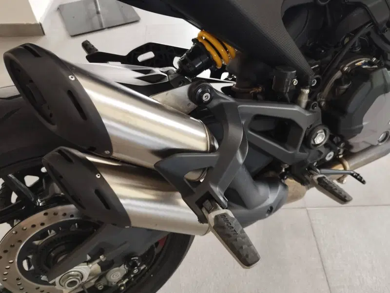 Ducati Monster 937 (2021 - 25) (12)