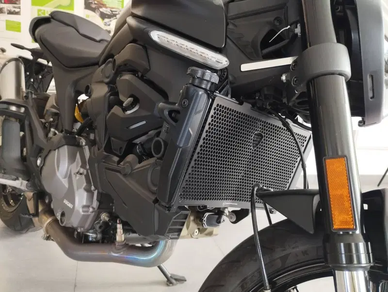 Ducati Monster 937 (2021 - 25) (15)